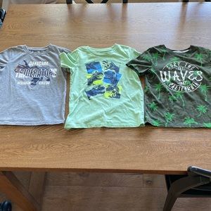 (3) boys shirts size 6